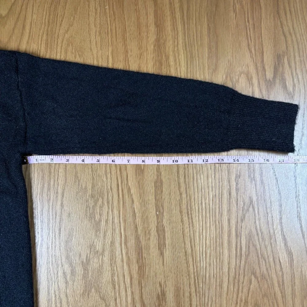 Karen Kane Women’s Black Mock Neck Sweater Soft Knit Minimalist Classic – Size M